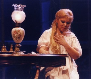 FRENI Mirella chante tatiana mort de freni soprano classiquenews